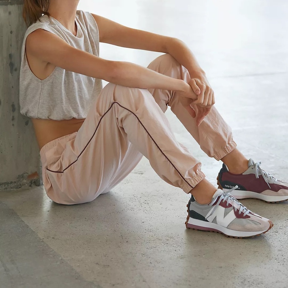 NWT Anthropologie Spiritual Gangster Journey Active Track Pants in Pink